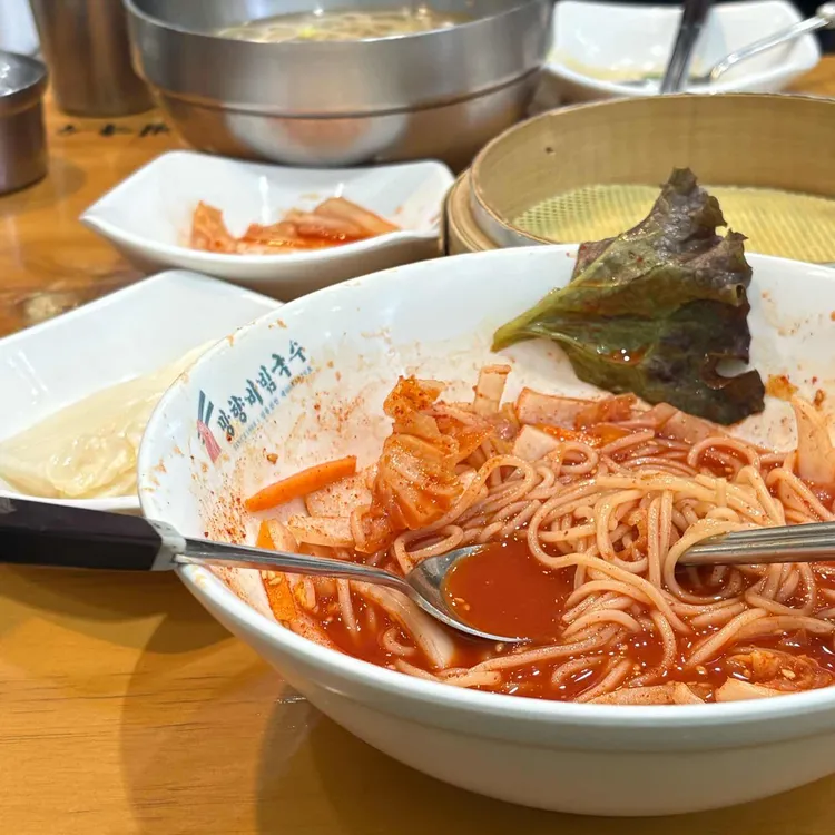 망향비빔국수 대표 사진