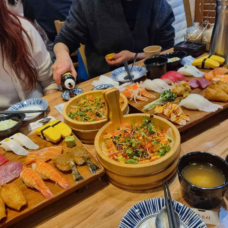 안다미로 스시 대표 사진