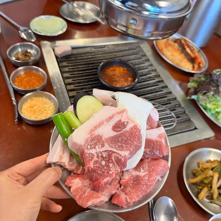 뭉텅 대표 사진