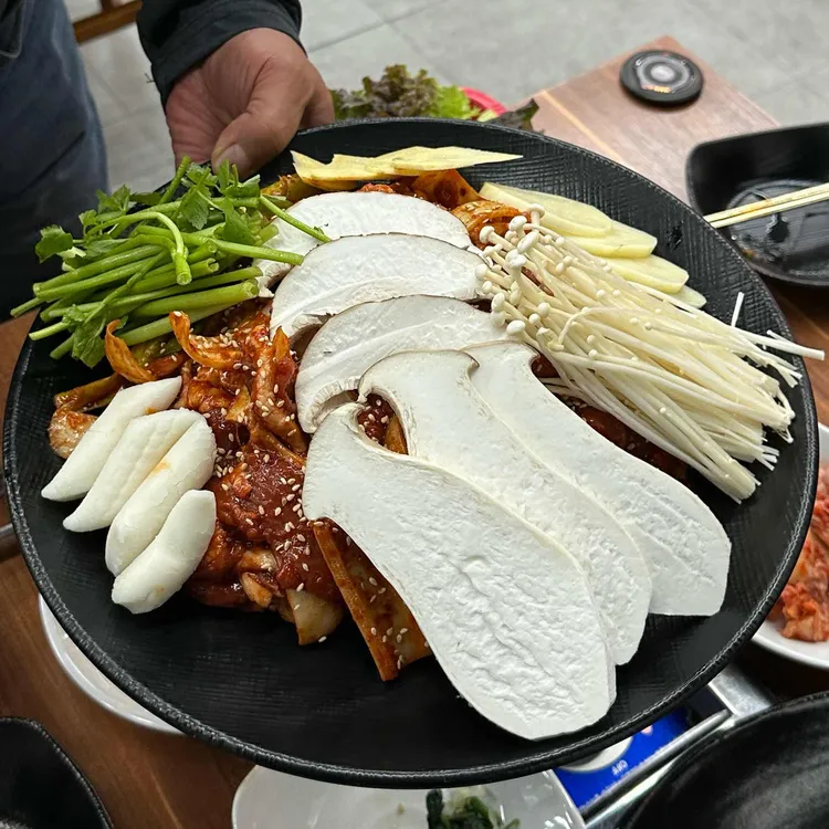 유정원한강오리 대표 사진