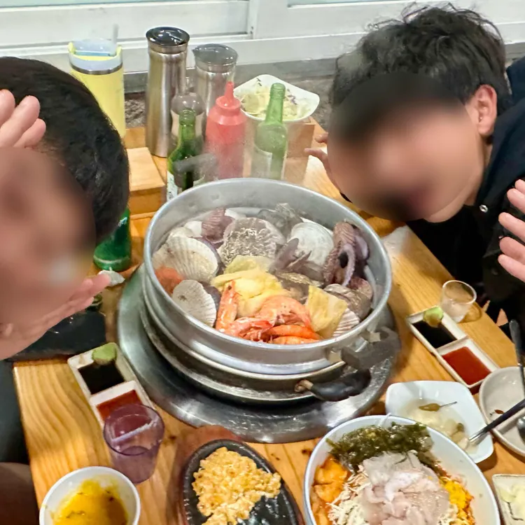 사또횟집수산물직판조개구이 대표 사진