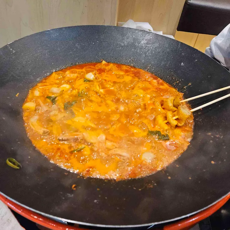 까치 솥뚜껑닭도리 대표 사진