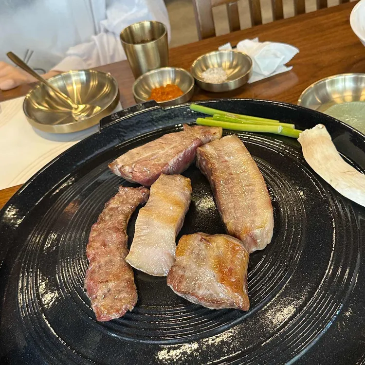 명지회관 대표 사진