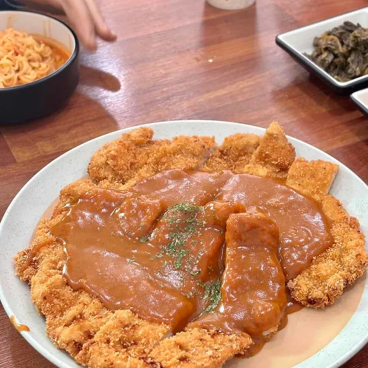 하늘 돈까스 백반 대표 사진