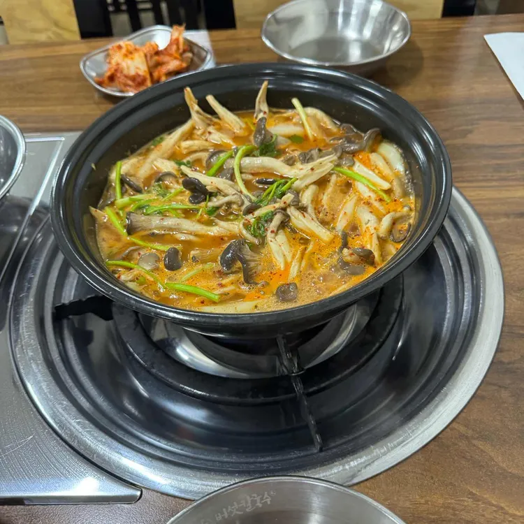 여의도버섯칼국수 대표 사진
