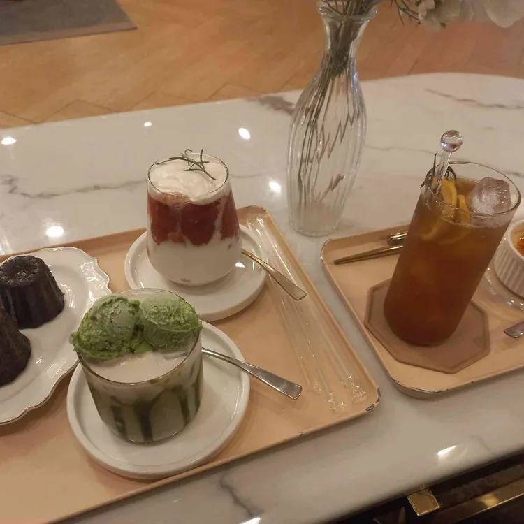 카페 룬드 대표 사진