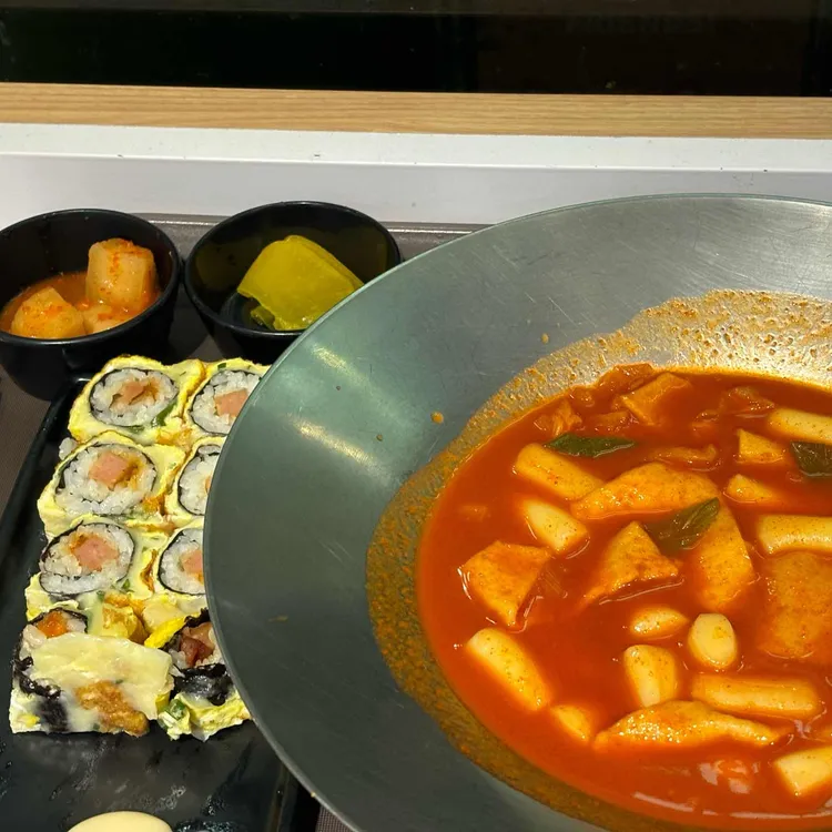 스쿨푸드 대표 사진