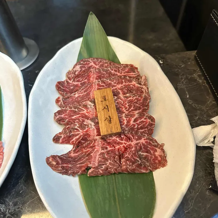 우희 대표 사진
