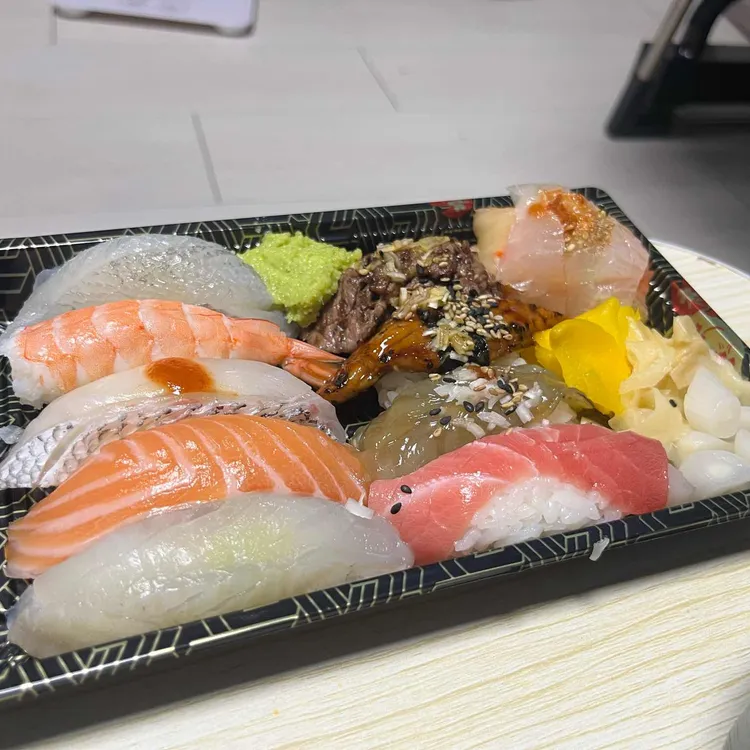 돌돌말다 대표 사진