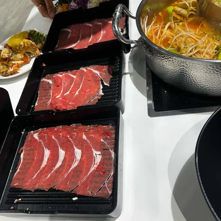 샤브데이 류담 대표 사진