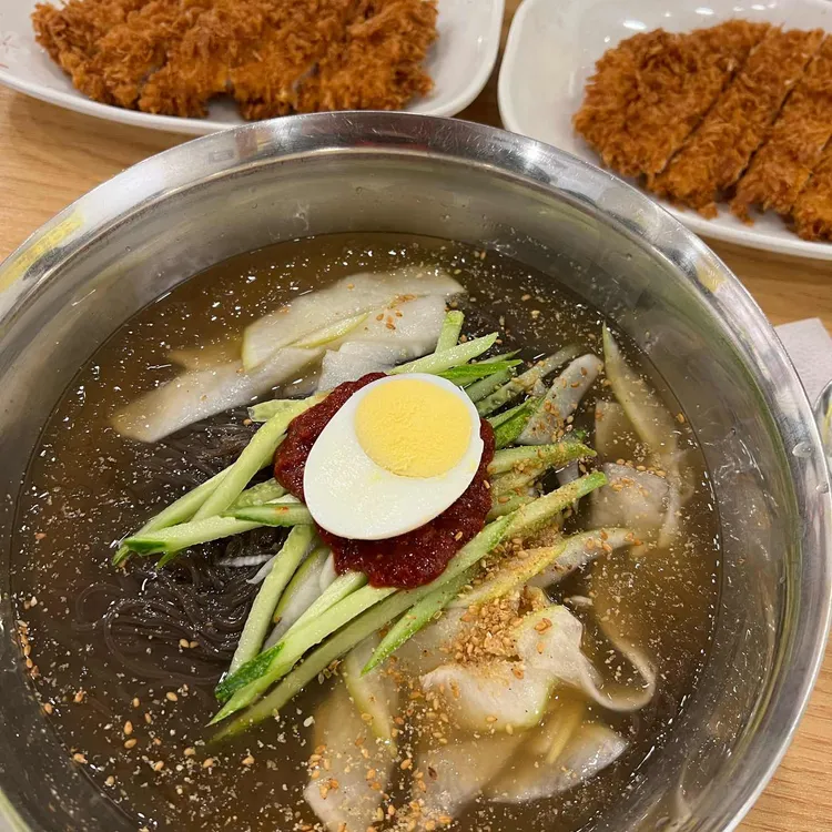매콤돈까스 칡불냉면 대표 사진