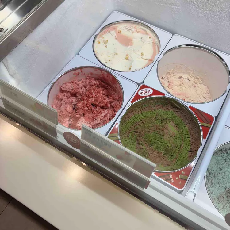 배스킨라빈스 대표 사진
