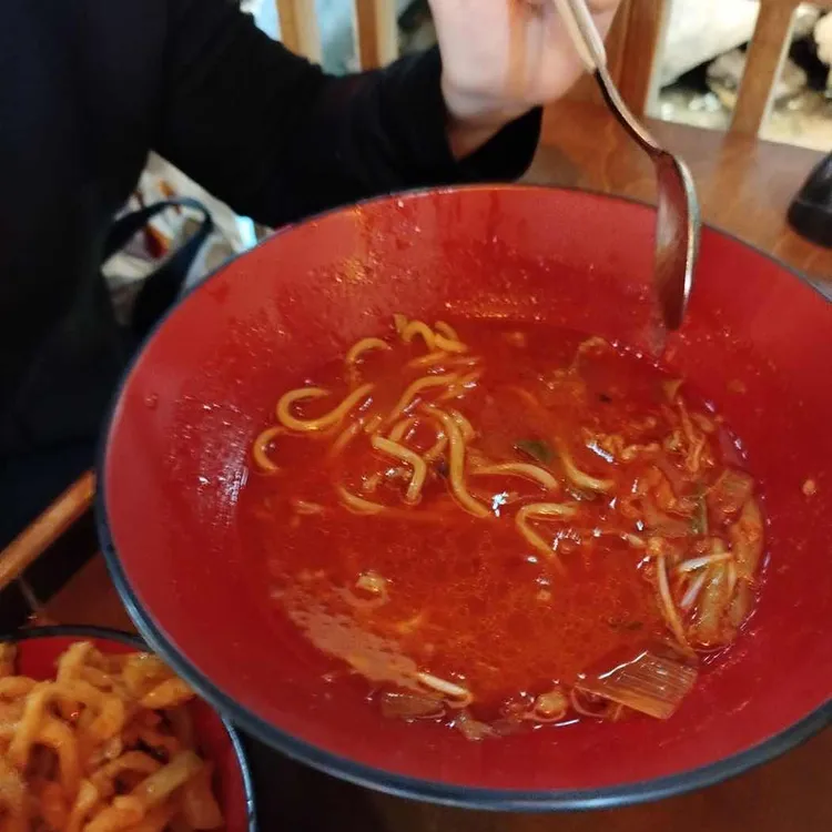 창창 사진 1