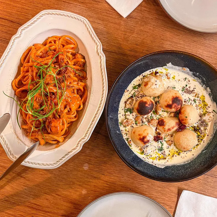 광야 대표 사진