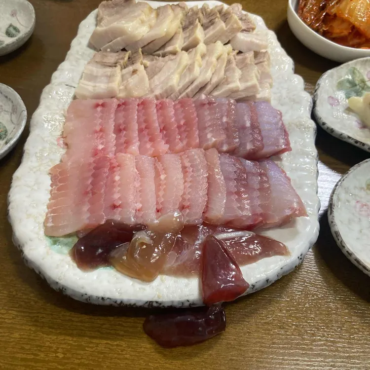 강변홍어 대표 사진