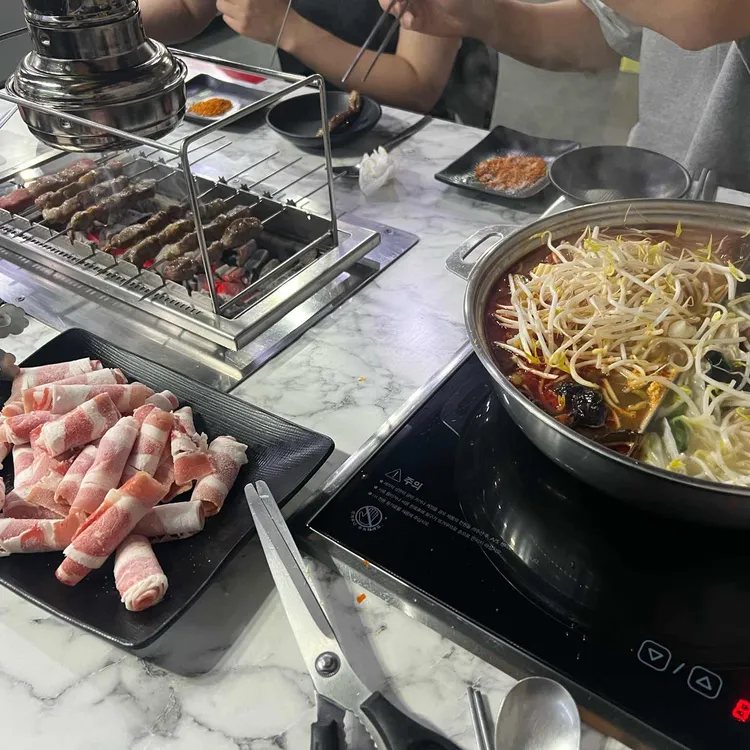 와라와라 양꼬치훠궈무한리필 사진 1