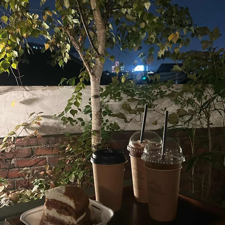 본지르르 사진