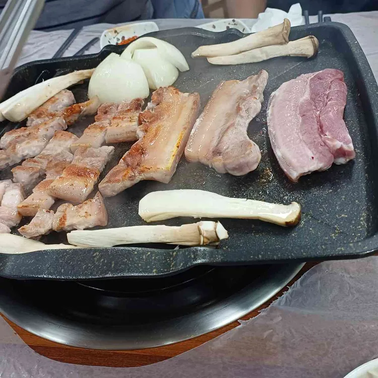 인월한우정 사진 1