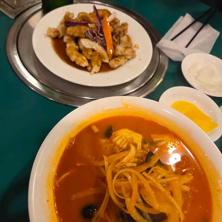 왕왕 대표 사진