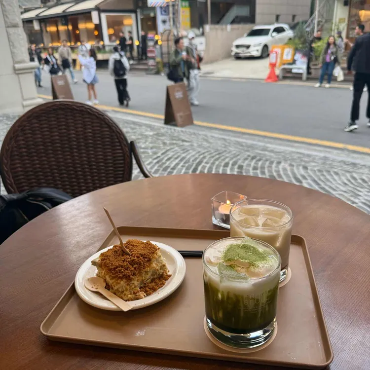 프론트서울 대표 사진