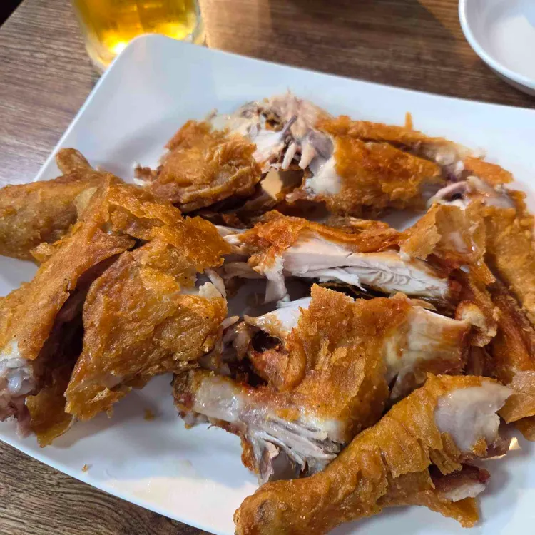 가마솥통닭 대표 사진