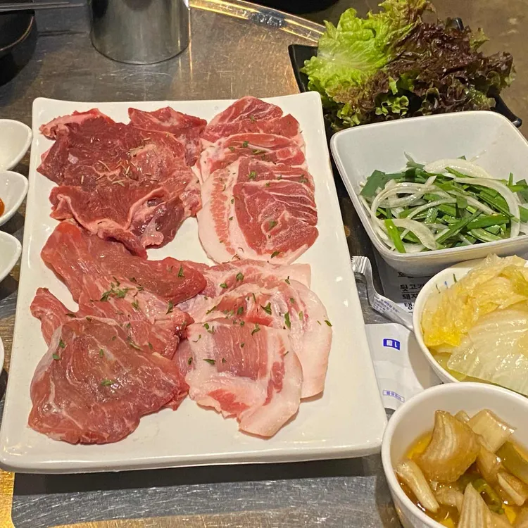 꾸이꾸이멱살 대표 사진
