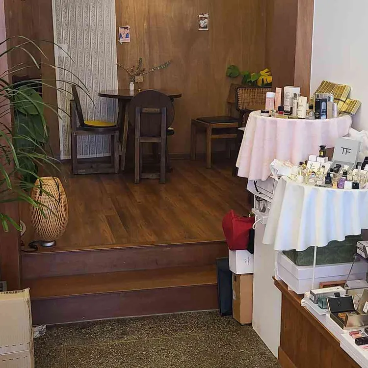 카페꽃이피다 대표 사진