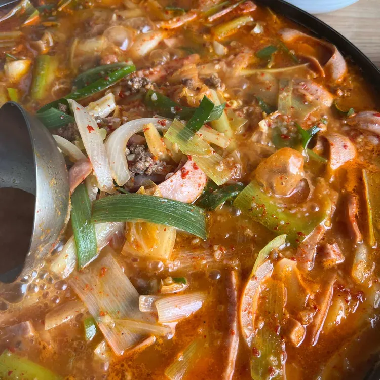 본가부대찌개 대표 사진