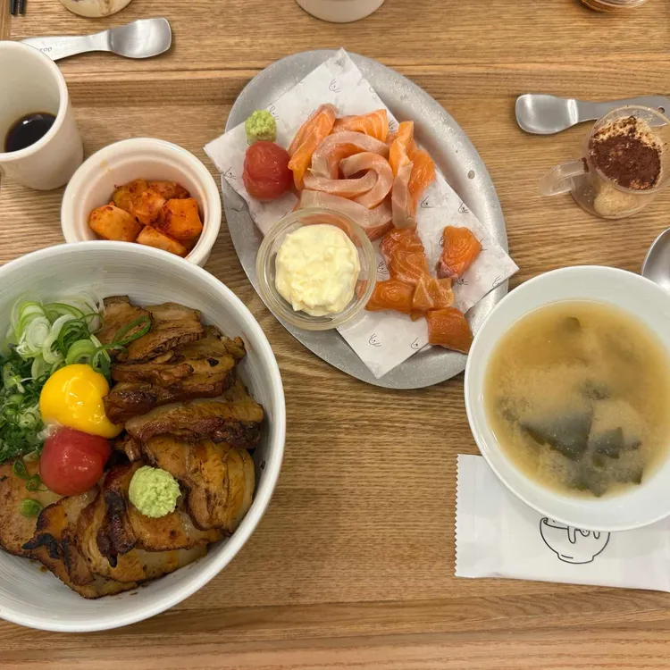 오후 대표 사진