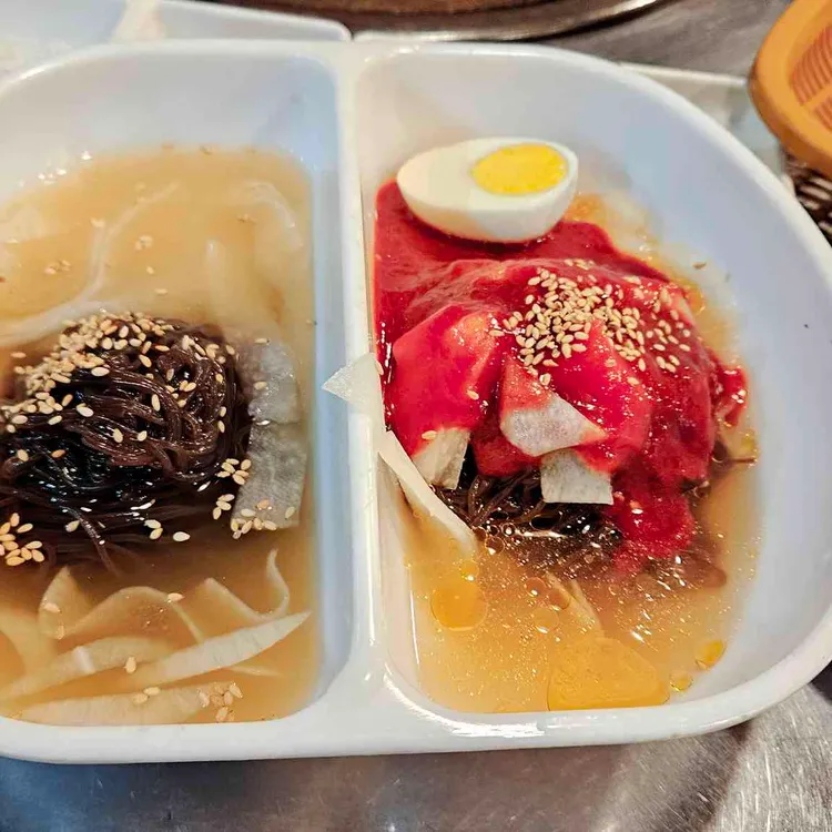 강쇠네 생고기 연탄구이집 대표 사진
