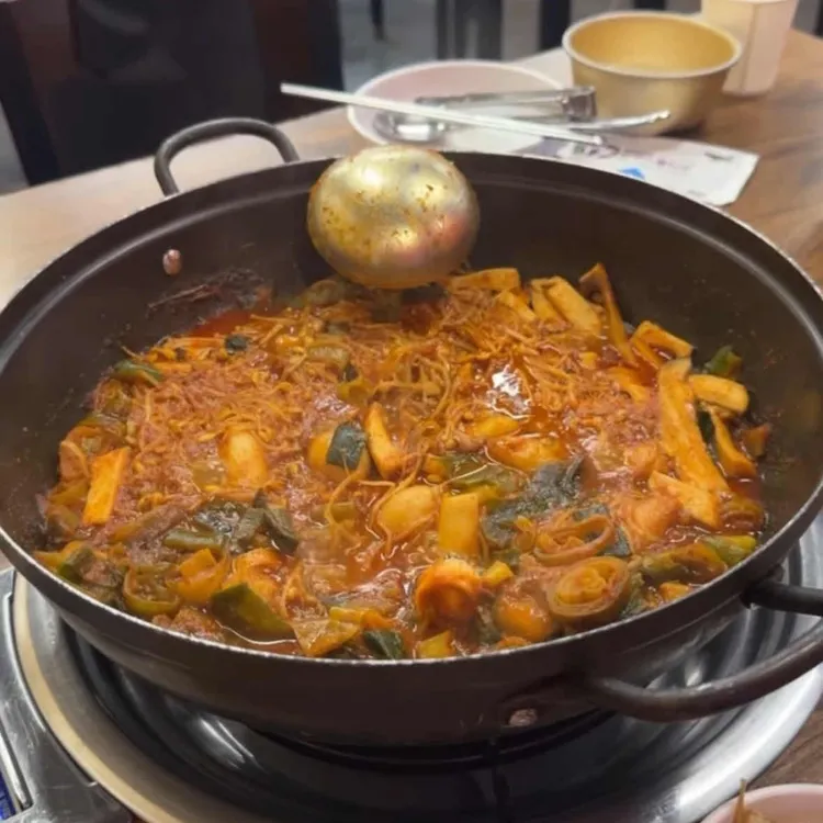 찜꾼  대표 사진