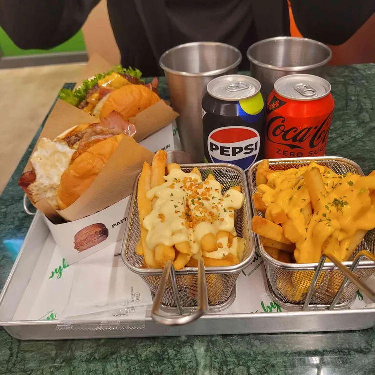 패티바이번 비트플렉스 왕십리점 - 왕십리 수제버거, 버거 맛집 | 다이닝코드, 빅데이터 맛집검색