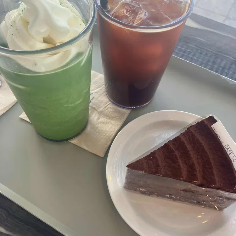 카페 윤 대표 사진