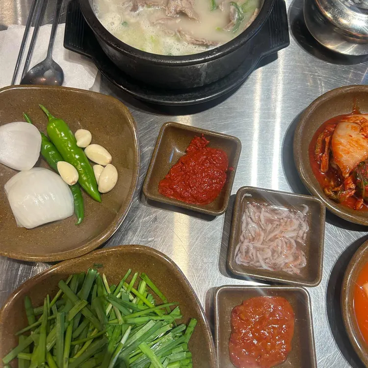 수변최고돼지국밥 대표 사진
