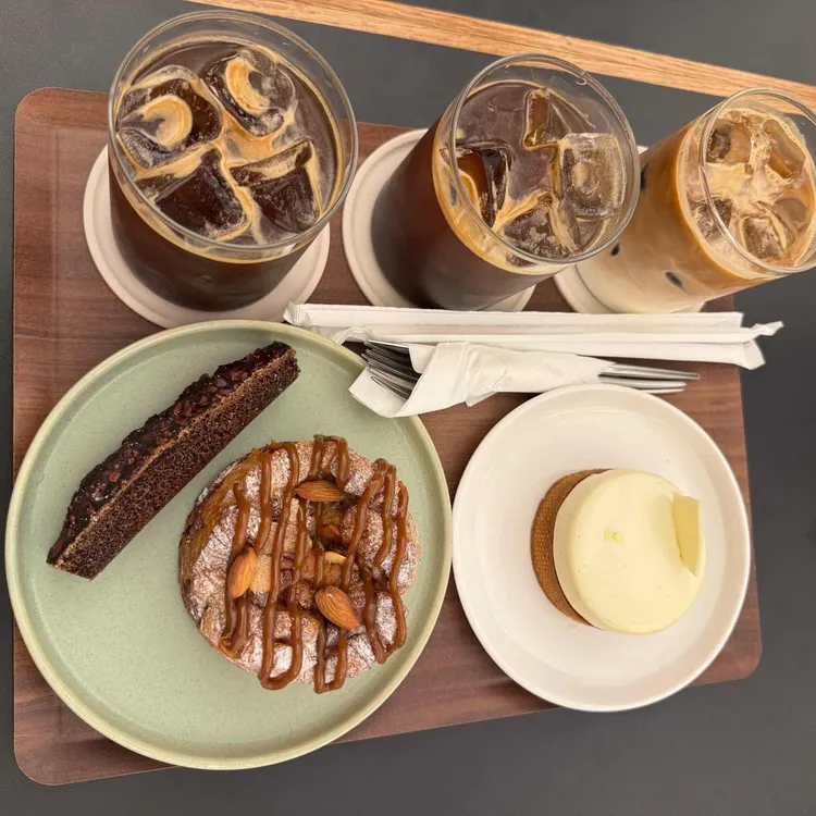 4PM 대표 사진