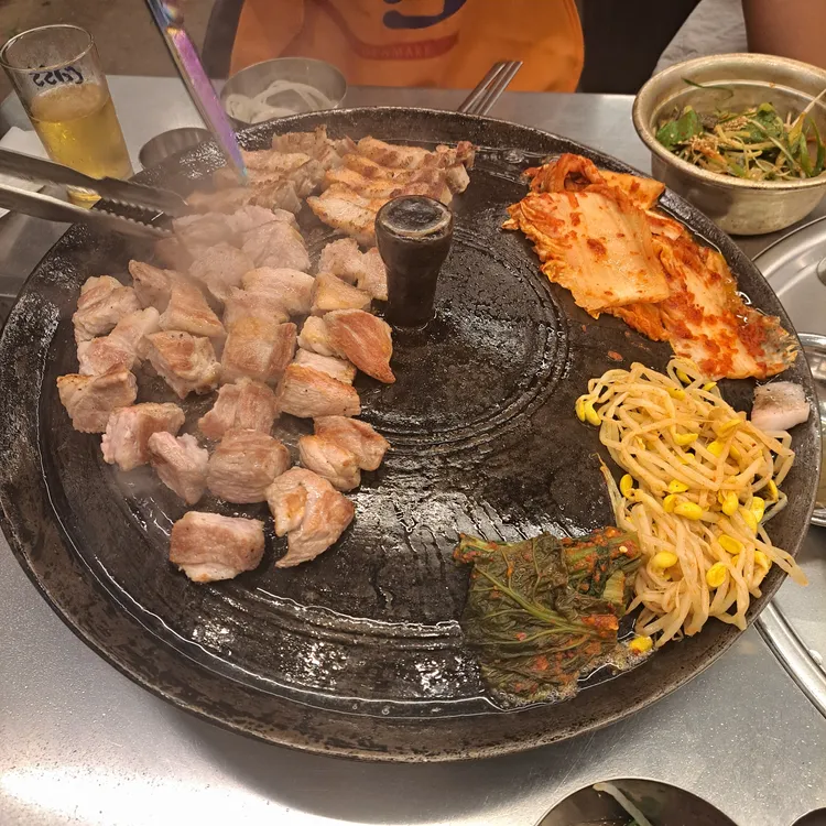 목구멍 대표 사진