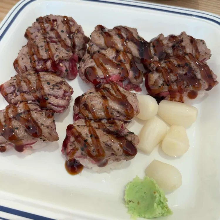 육회바른연어 대표 사진