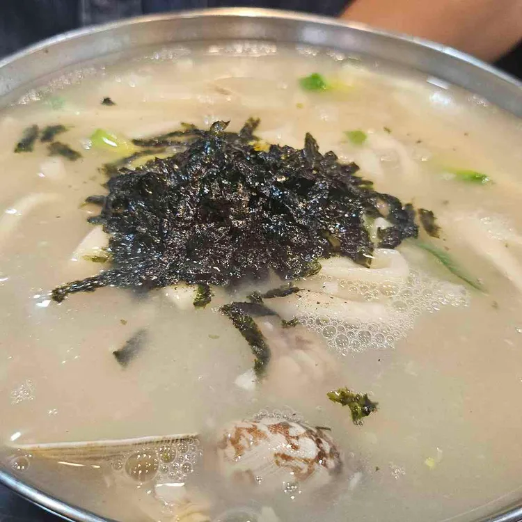 대머리칼국수 사진 1