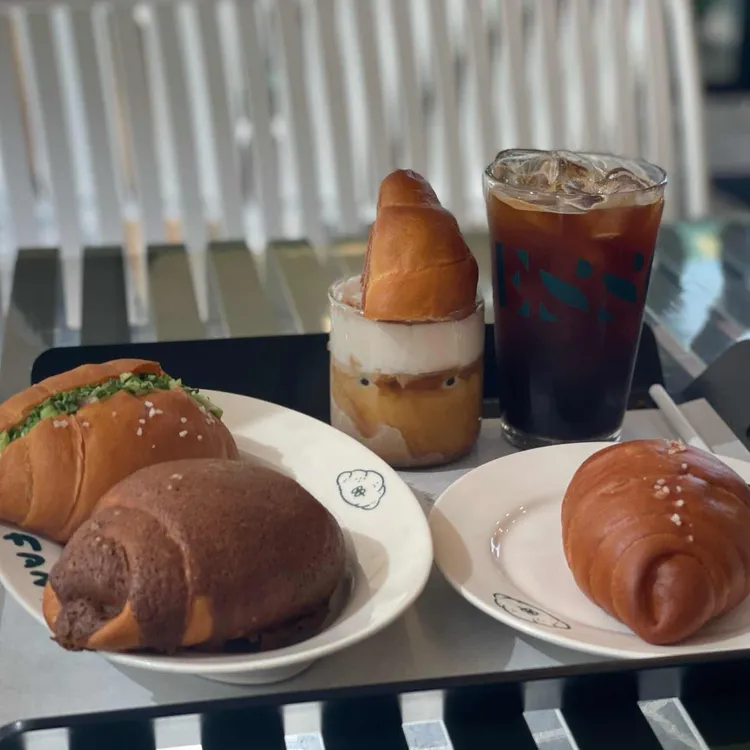 파미에소 대표 사진