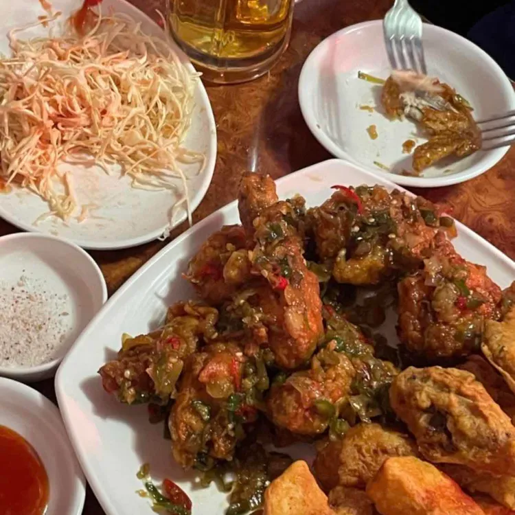 유진치킨 대표 사진
