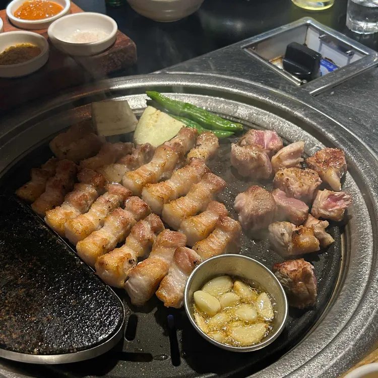 유남주 대표 사진