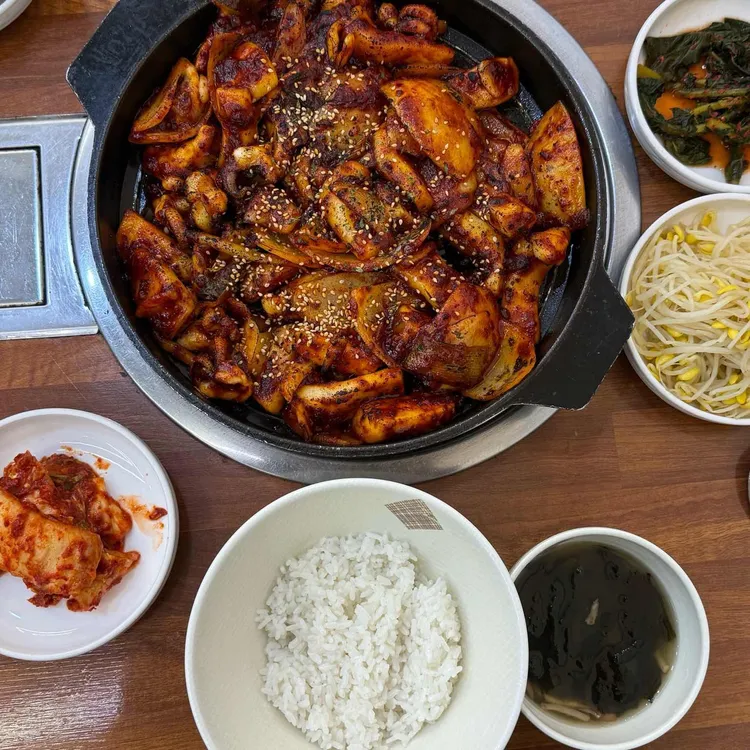 고집통문어칼국수 사진 1