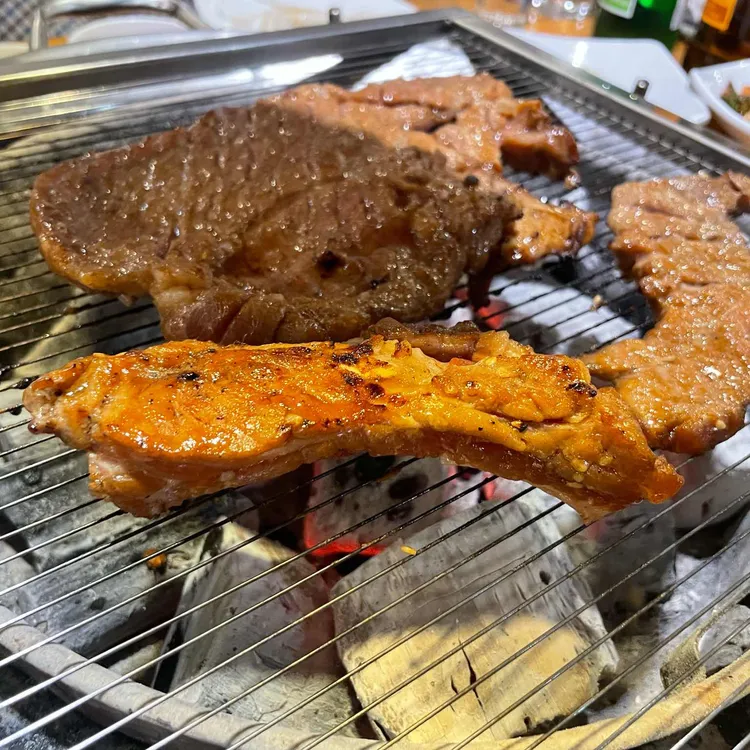 동산참숯갈비 사진 1