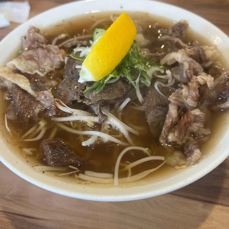 틈 대표 사진