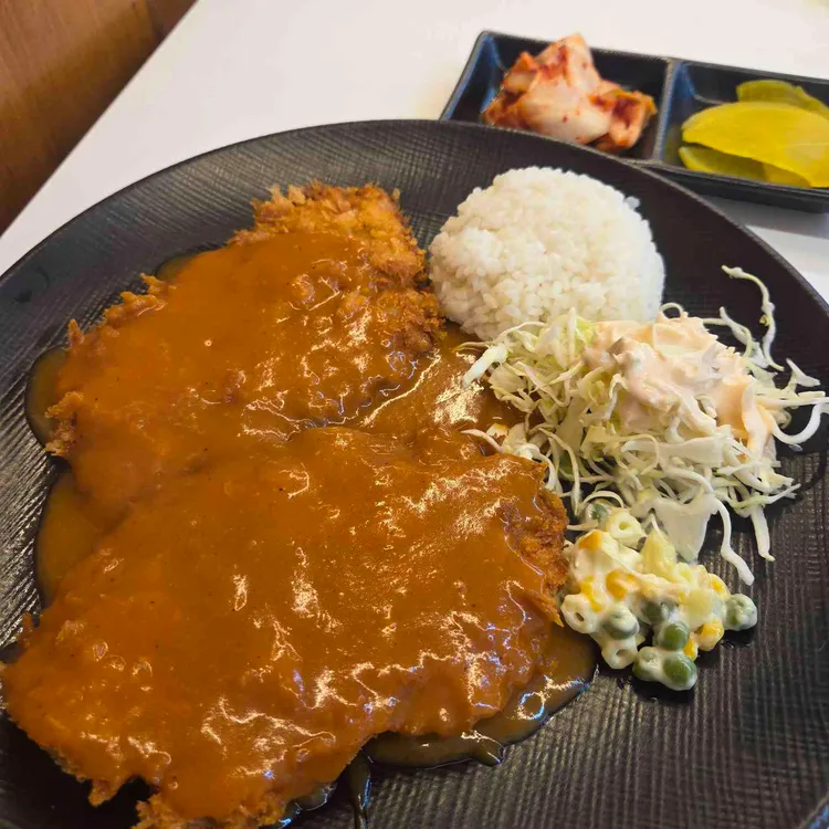 행운돈가스 대표 사진