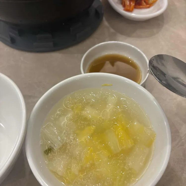 방이샤브샤브칼국수 대표 사진