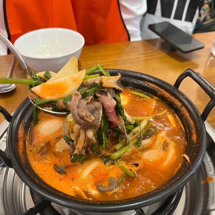 방이샤브샤브칼국수 대표 사진