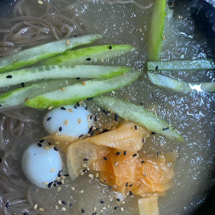 고기듬뿍대왕비빔밥 대표 사진