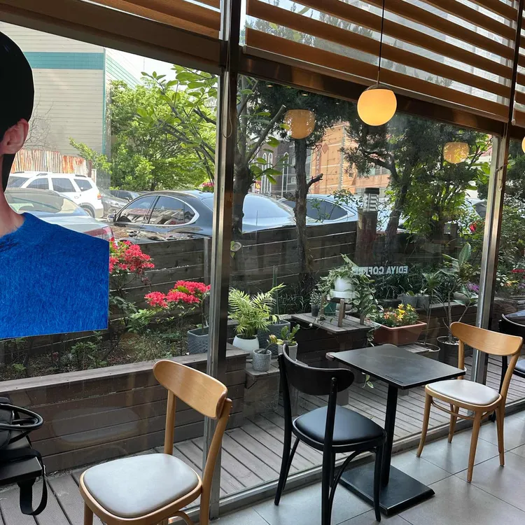 이디야커피 대표 사진