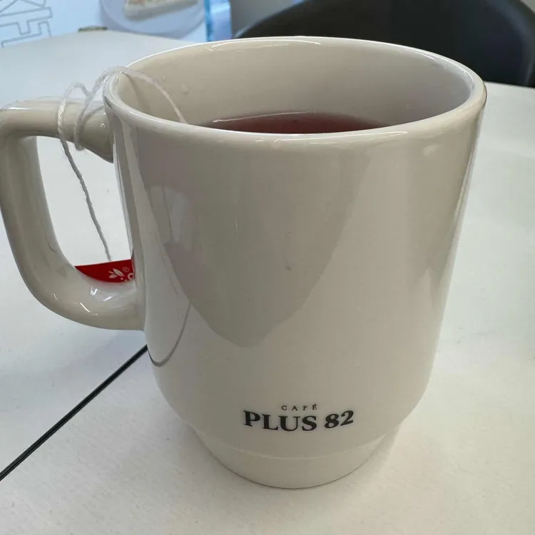 플러스82 대표 사진